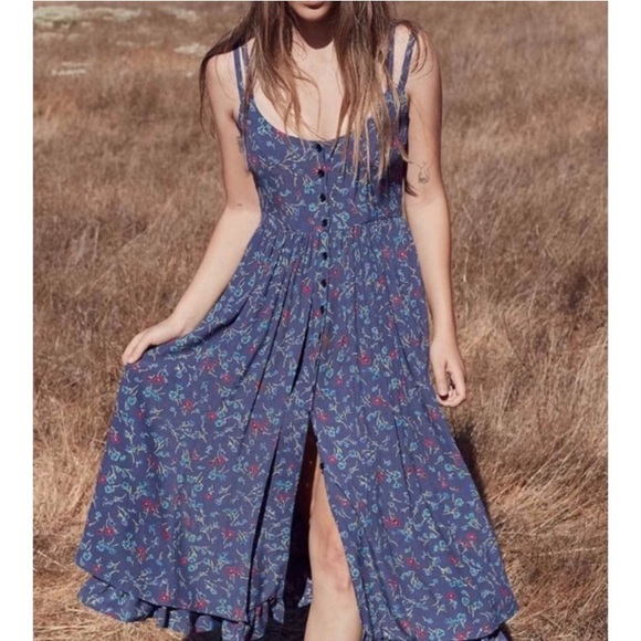 Christy Dawn Nicks Midi Dress - Picture 2 of 15